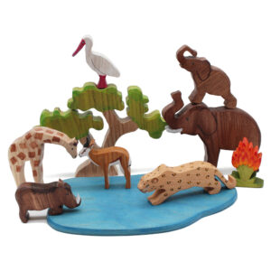 Addo Set / 10 Wooden Animals and Scenery Pieces